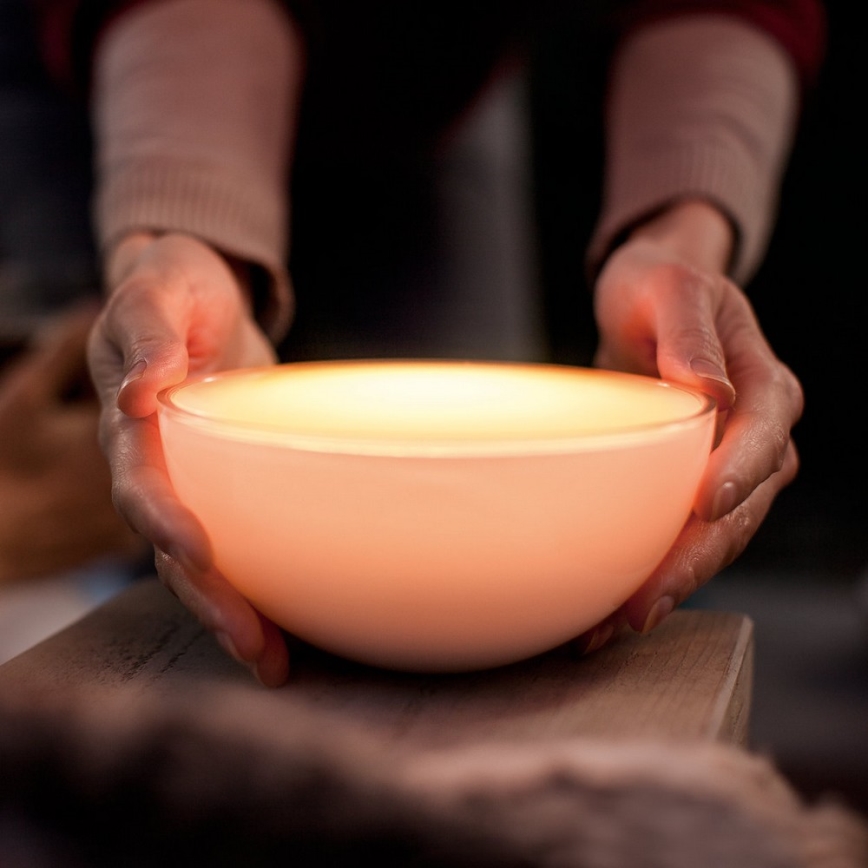 Philips 76020/31/P7 - LED Szabályozható asztali lámpa HUE GO 1xLED/6W/RGB