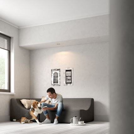 Philips - LED RGBW fényerőszabályozható süllyesztett lámpatest DONEGAL 1xGU10/4,8W/230V + távirányító