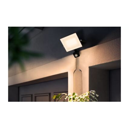 Philips - LED-reflektor érzékelővel LOIS LED/30W/230V IP65 3000K