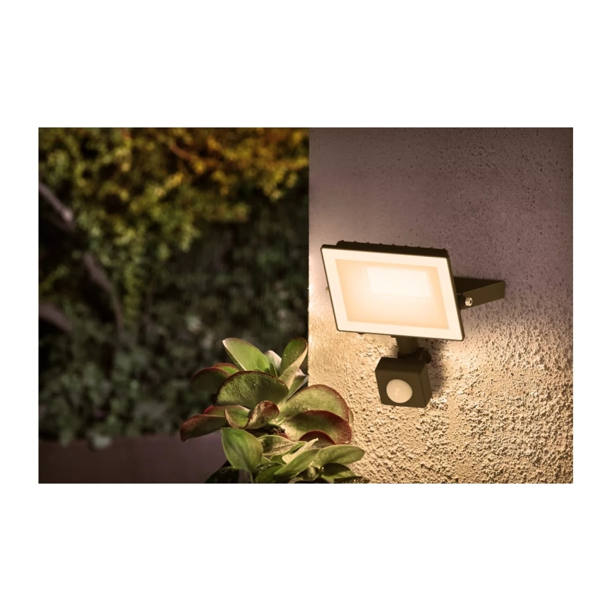 Philips - LED reflektor mozgásérzékelővel LOIS LED/20W/230V IP65 3000K