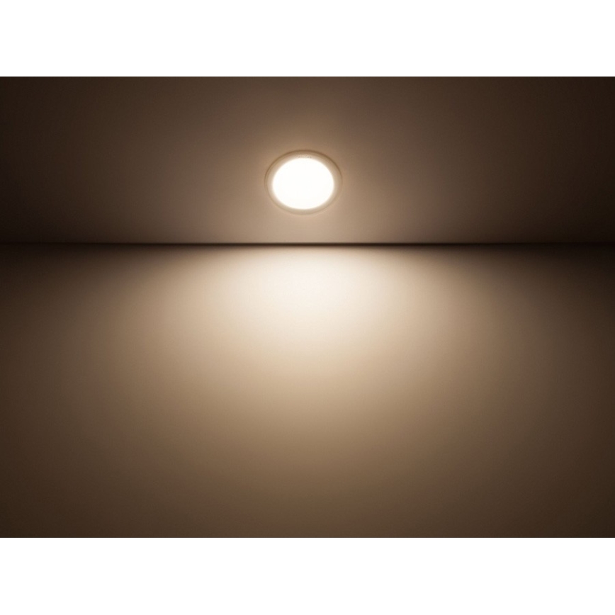 Philips - LED beépíthető lámpa LED/5,5W/230V 4000K