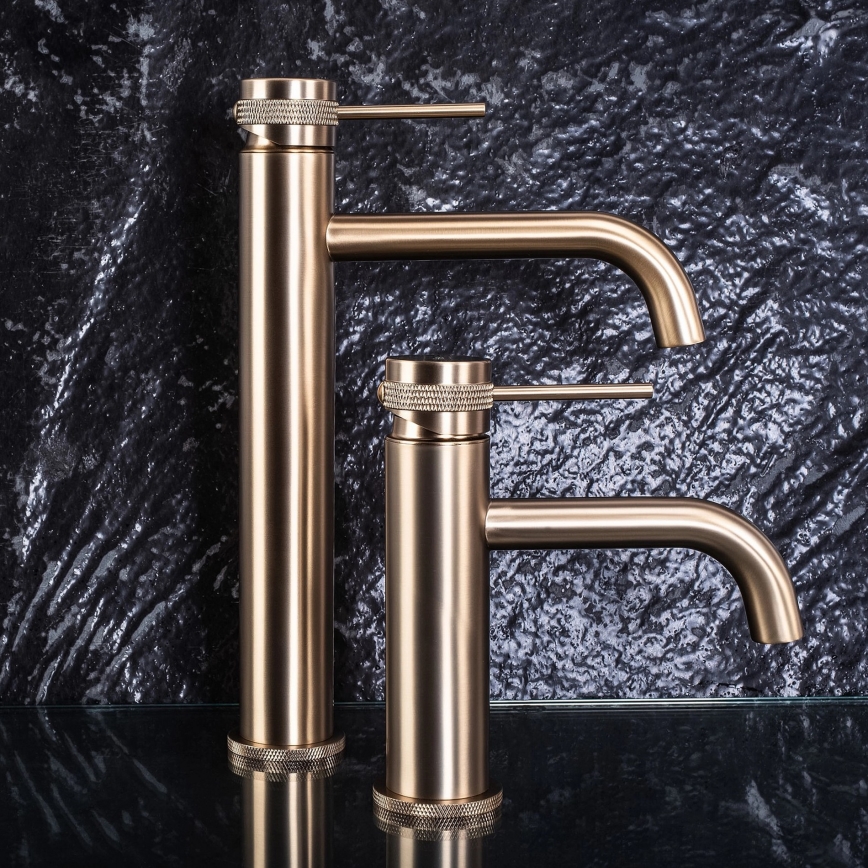 REA-B6896 - Mosdócsaptelep LUNGO 28 cm szálcsiszolt arany