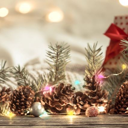 RGB LED füzér 10 m, 10 W/5 V, USB + távirányítóval