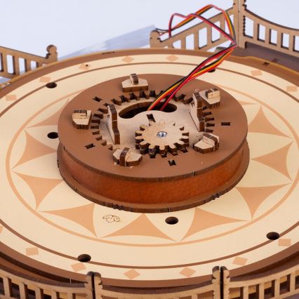 RoboTime - 3D puzzle zenélő doboz Klasszikus körhinta 5V