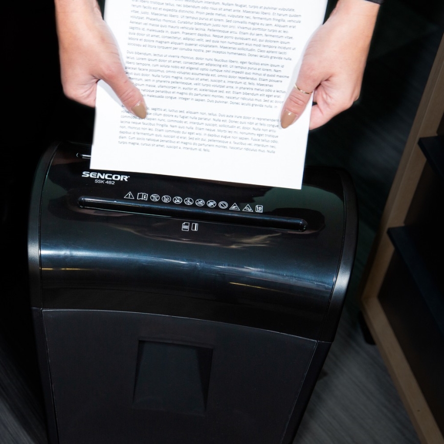 Sencor - CD és papír aprító A4 térfogat 14 l 230V fekete