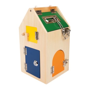 Small Foot - Motorikus ház zárakkal