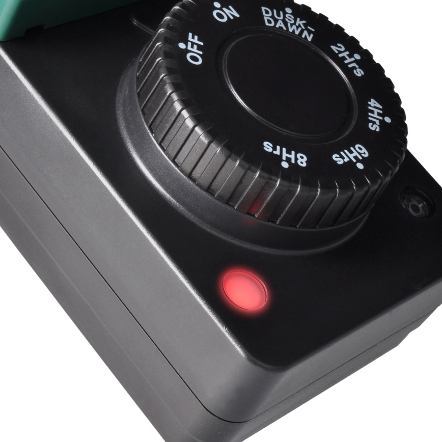 Időzítő kapcsoló alkonykapcsolóval 3600W/230V IP44