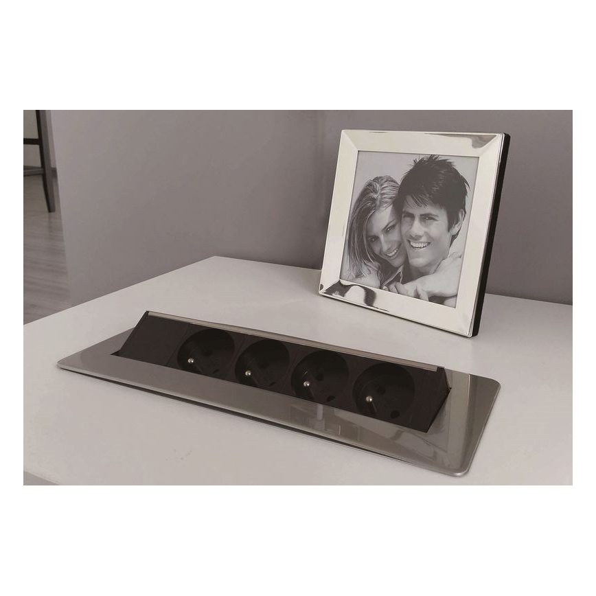 Kihúzható blokk, 4 konnektor