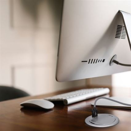 USB Beépített konnektor fedővel 230 V