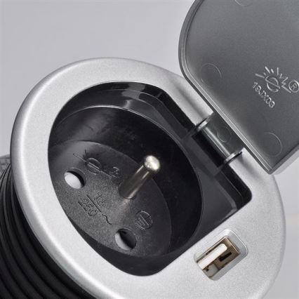 USB Beépített konnektor fedővel 230 V