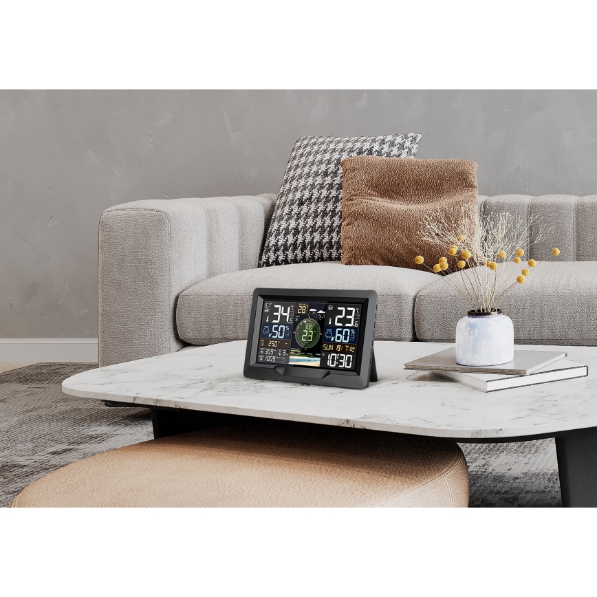 Professzionális időjárás-állomás színes LCD kijelzővel 5V/2xAA + 3xAA + 2xAA Wi-Fi Tuya