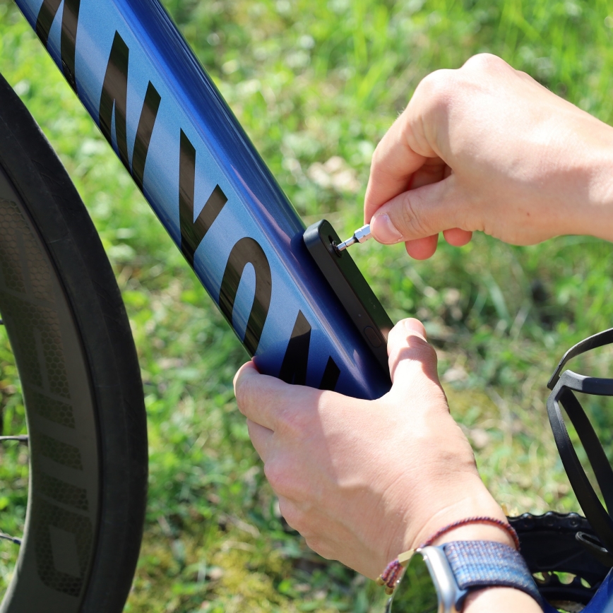 Apple Find My-kompatibilis kerékpár-nyomkövető