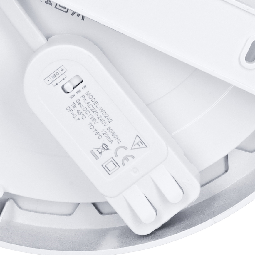 LED felületre szerelhető/süllyeszthető panel 2 az 1-ben 18W/230V 3000/4000/6000K átm. 22,5 cm IP54 ezüst