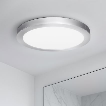 LED felületre szerelhető/süllyesztett panel 2 az 1-ben 24W/230V 3000/4000/6000K átm. 30 cm IP54 ezüst