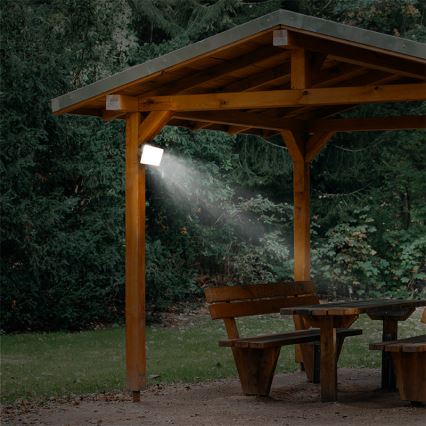 LED kültéri reflektor LED/30W/230V 4000K IP65