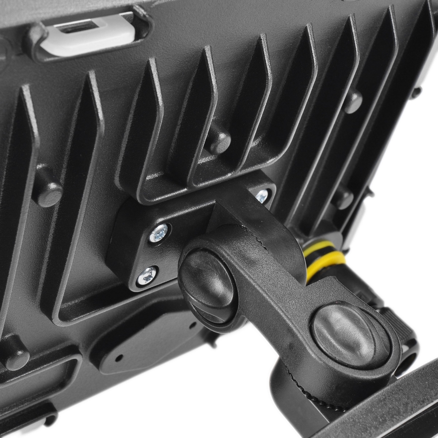 LED kültéri reflektor LED/30W/230V 4000K IP65