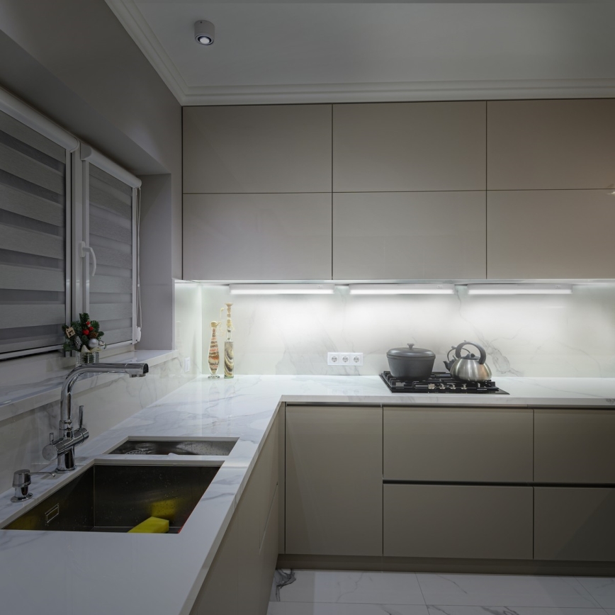 LED pult alatti világítótest LED/4W/230V 4100K 28 cm