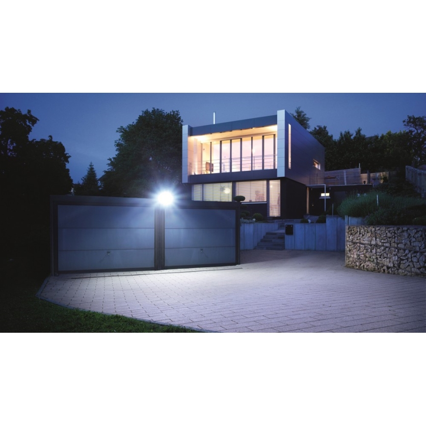 STEINEL 030070 - XLED Home 2 XL LED reflektor mozgásérzékelővel, 19,3 W, 230 V, IP44