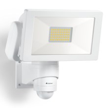 Steinel 067588 - LED Reflektor érzékelővel LS 300 S LED/29,5W/230V 4000K IP44 fehér