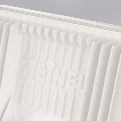 Steinel 068370 - LED Reflektor érzékelővel XLED PRO 240 20W/230V 4000K IP44 fehér