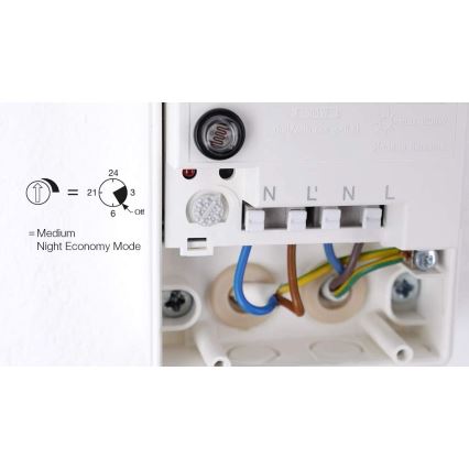 STEINEL 550615 - Alkonykapcsoló NightMatic 3000 Vario fehér IP54