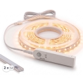SZETT 1x LED szalag mozgásérzékelővel FLEX LED/3,6W/4xAA 2 m + 2x beépített profil 1 m ezüst/fehér