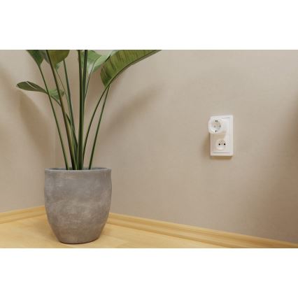 TESLA Smart - Intelligens aljzat 3690W/230V/16A Wi-Fi