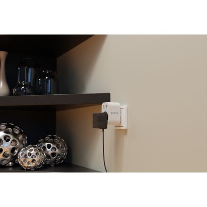 TESLA Smart - Okos konnektor 3680W/230V/16A Type F/E 2xUSB-A + 1xUSB-C Wi-Fi
