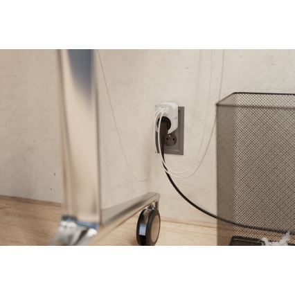 TESLA Smart - Okos konnektor 3680W/230V/16A Type F/E 2xUSB-A + 1xUSB-C Wi-Fi