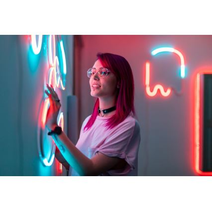 Twinkly - 3 m-es FLEX RGB LED szalag, 300 LED, fényerőszabályozható, Wi-Fi