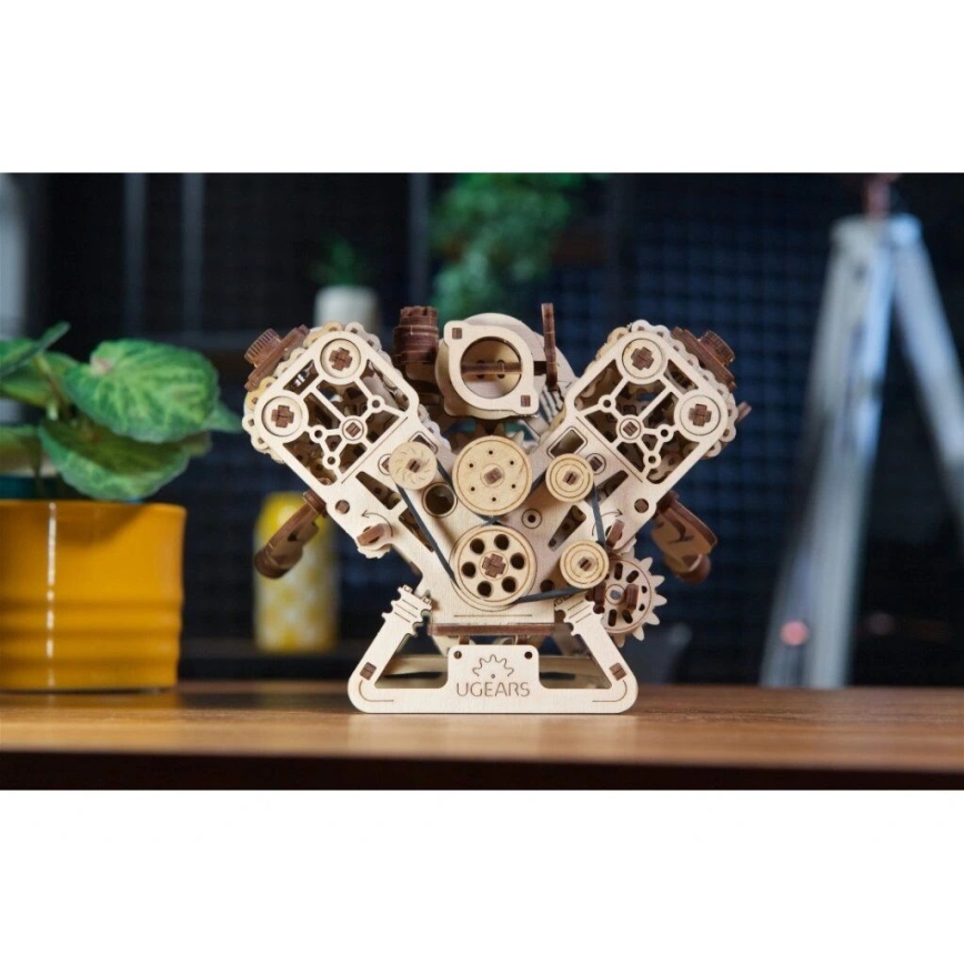 Ugears - 3D fából készült mechanikus kirakó: V8-motor