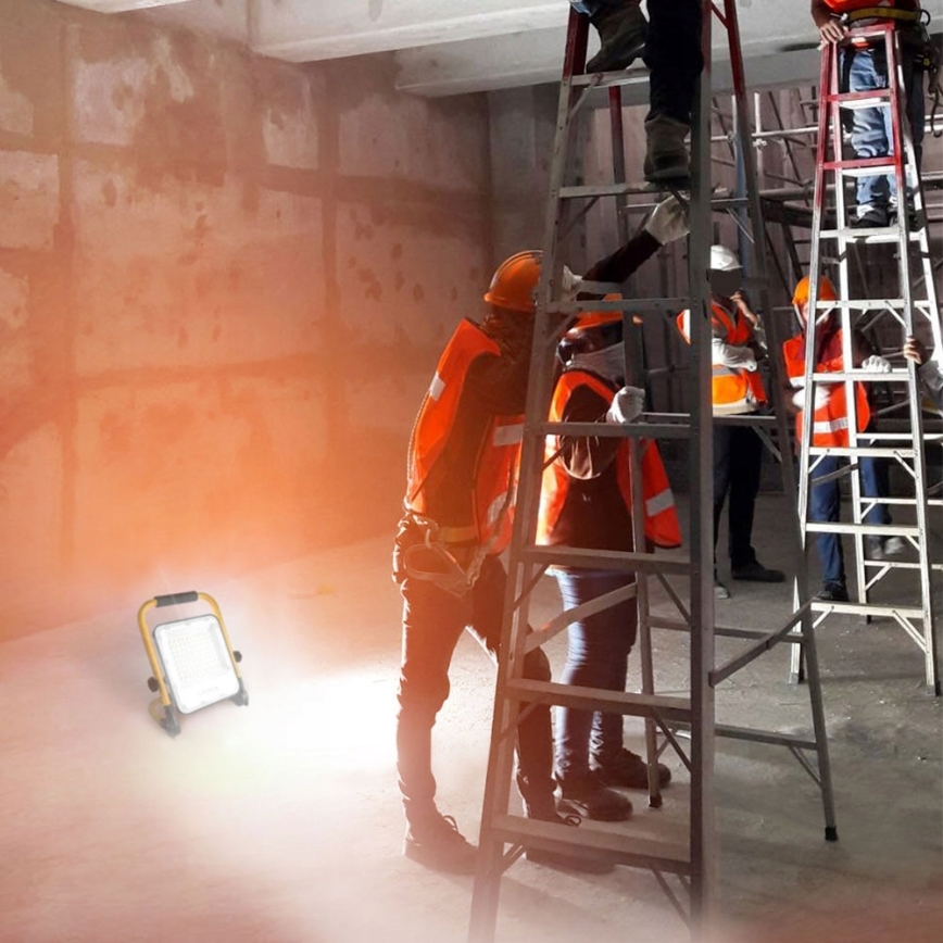 Újratölthető LED reflektor állvánnyal, 100 W, 3,2 V, 4500 K, 15000 mAh, IP65, narancssárga