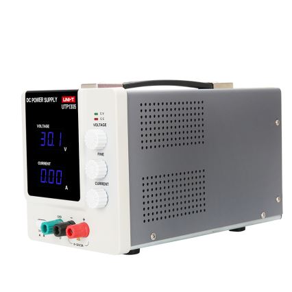 Uni-T - Laboratóriumi tápegység UTP1305 0-32V/0-5A