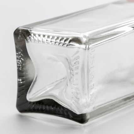 Üvegpalack Cornelia alma motívummal