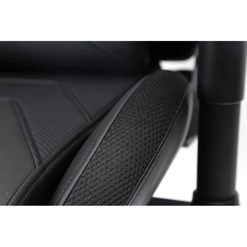 VARR Lux gamer szék LED RGB háttérvilágítással + távirányító fekete