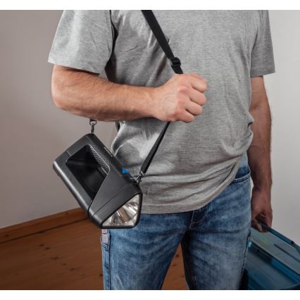 Varta 18684101401 - LED Hordozható zseblámpa WORK FLEX LED/5W/5V 2600mAh IPX4