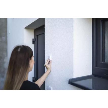 Vezeték nélküli csengő 230V-os konnektorba + 1xCR2032 IP44 fehér