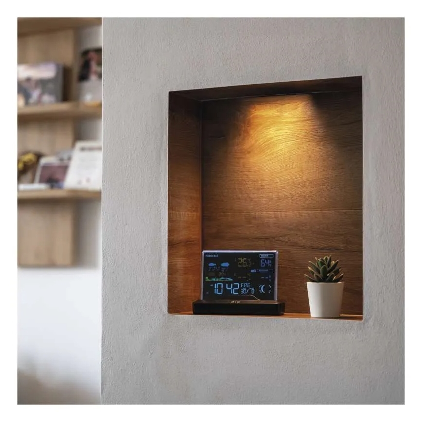 Vezeték nélküli időjárás-állomás 5V/2xAAA + 2xAAA