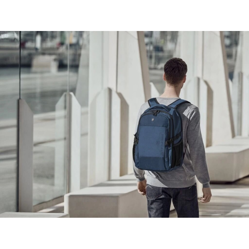 Victorinox - Laptop hátizsák 16 Deluxe Vx Sport EVO 32 l kék