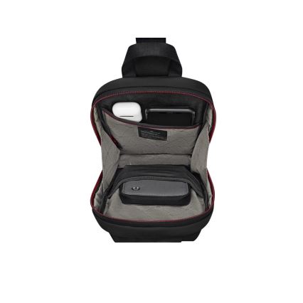 Victorinox - Travel Essentials válltáska 5 l fekete
