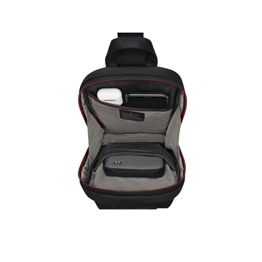 Victorinox - Travel Essentials válltáska 5 l fekete