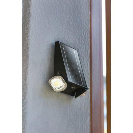 Viking - Fényerőszabályozható napelemes falra szerelhető flexibilis lámpatest érzékelővel LED/1,3W/3,7V IP44 4000K 2000 mAh