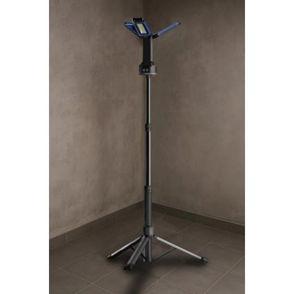 Viking - újratölthető LED-reflektor állvánnyal 3xLED/5V IPX4 4500 lm 4000 mAh