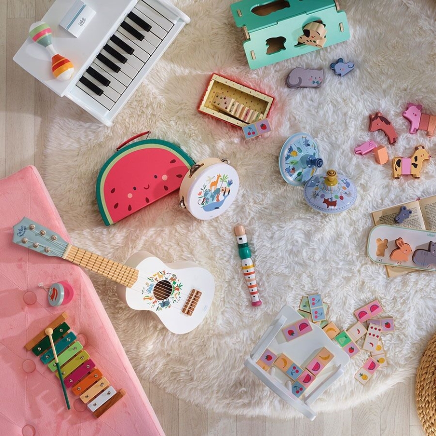 Vilac - Gyermek fa gitár Világ állatai Sarah Betz