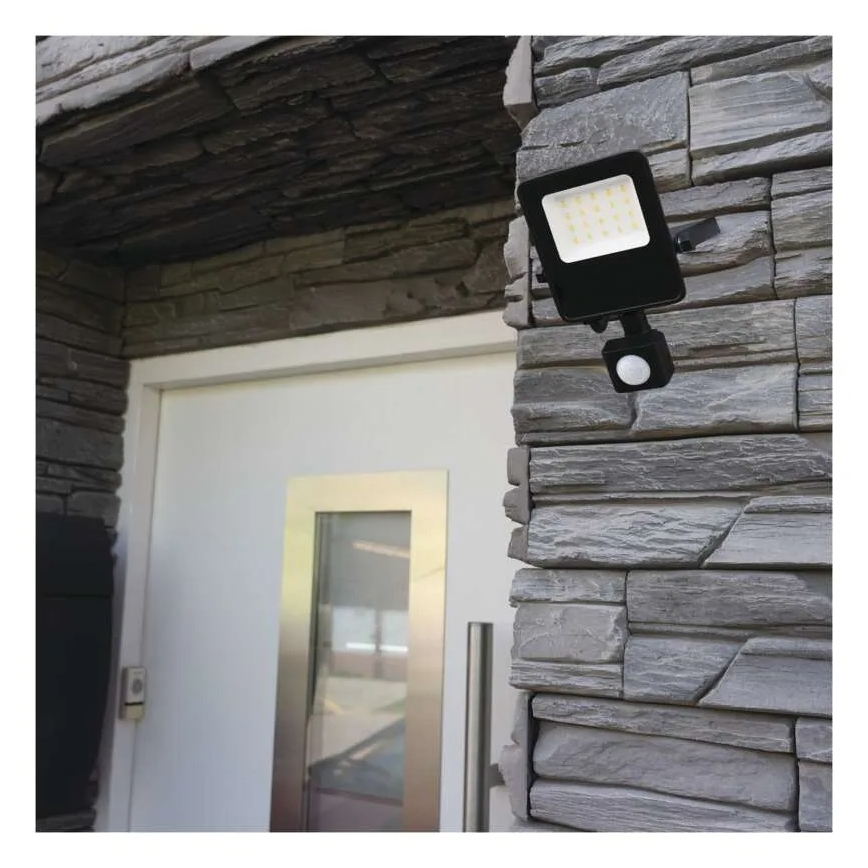 LED reflektor VISIO LED/10W/230V 4000K IP65 mozgásérzékelővel