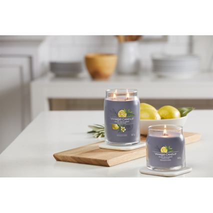 Yankee Candle - Illatos gyertya BLACK TEA & LEMON nagy 567g 60-90 óra